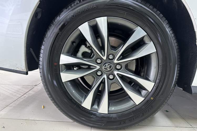 Used Toyota Granvia 2024 2.5L Hybrid Prestige PLUS Four-Wheel Drive Version
