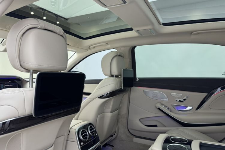 Used Mercedes-Benz Maybach S-Class 2020 S 450 4MATIC Interior 4