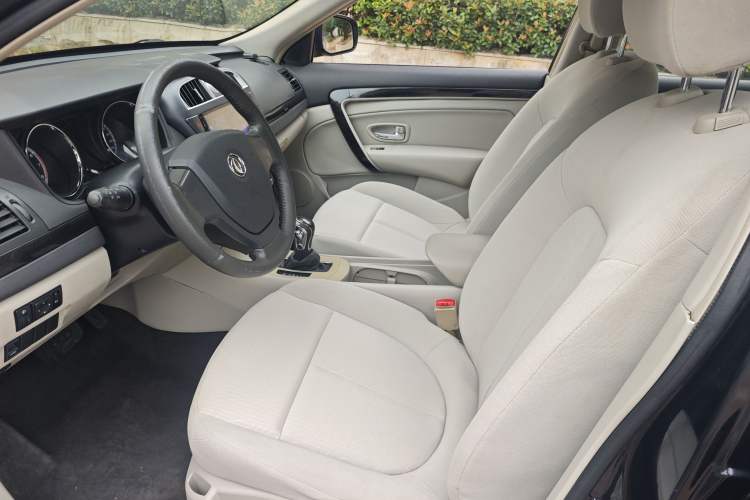 Used Dongfeng Aeolus A60 2016 1.6L Automatic Luxury Model
