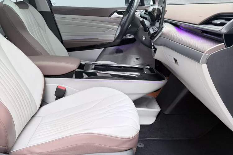 Used Volkswagen ID.6 X 2023 Ultra-Intelligent Long-Range Version