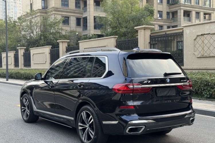 Used BMW X7 2019 xDrive40i Luxury M Sport Package