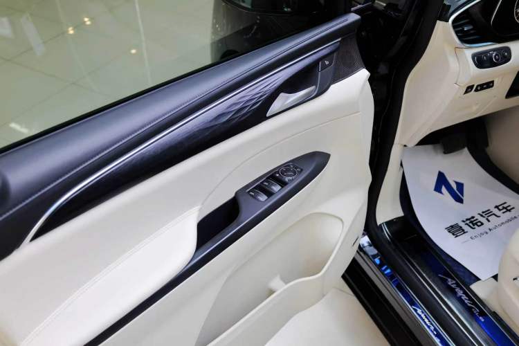 Used Buick GL8 2020 Avenir Avia Six-Seat Deluxe Edition
