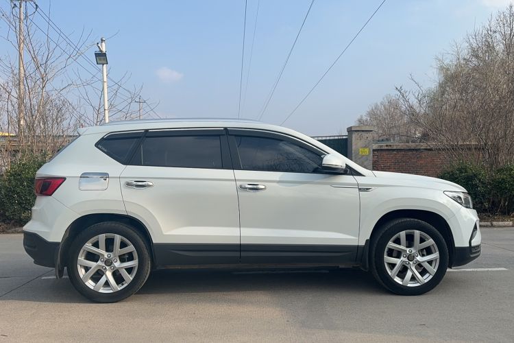 Used Jetta VS5 2022 280TSI Manual Advanced Pro Trim
