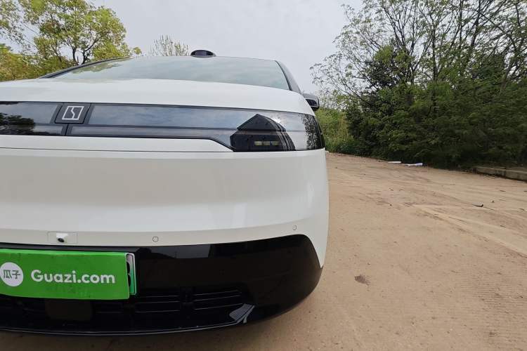 Used Zeekr MIX 2025 Intelligent Driving Version
