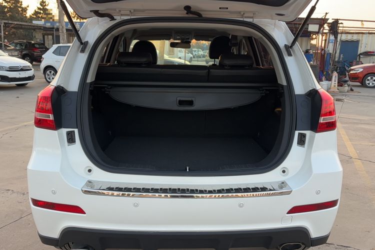 Used Haval H2 2017 Red-Label 1.5T Manual Two-Wheel-Drive Elite Model