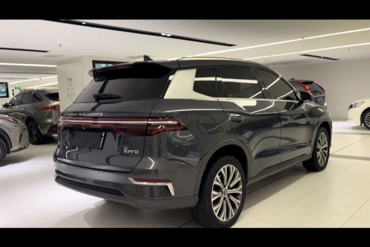 Used BYD Song Pro New Energy 2019 DM 1.5T Four-Wheel Drive Performance Edition Deluxe Model Exterior 4