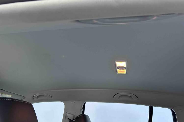 Used Volkswagen Tiguan L 2016 300TSI Automatic Two-Wheel Drive Trend Edition