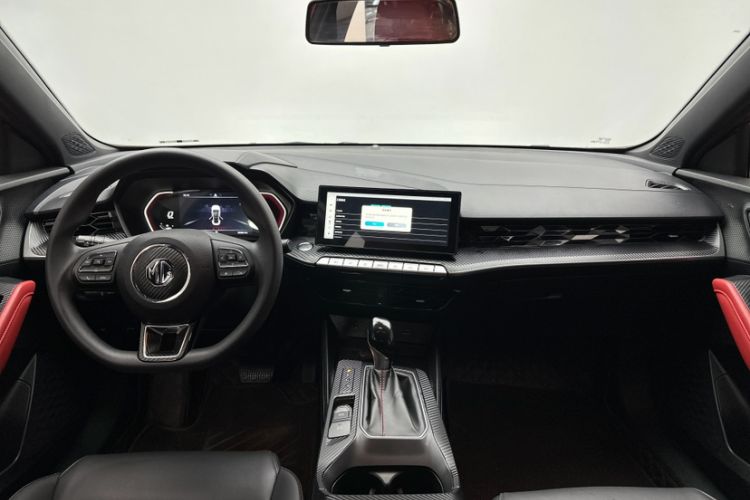 Used MG 5 2021 180 DVVT CVT Youth Luxury Edition
