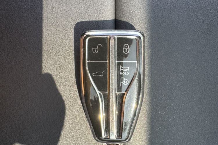 Used Hongqi HS7 2021 2.0T DCT Two-Wheel Drive Smart Connect Flagship Edition