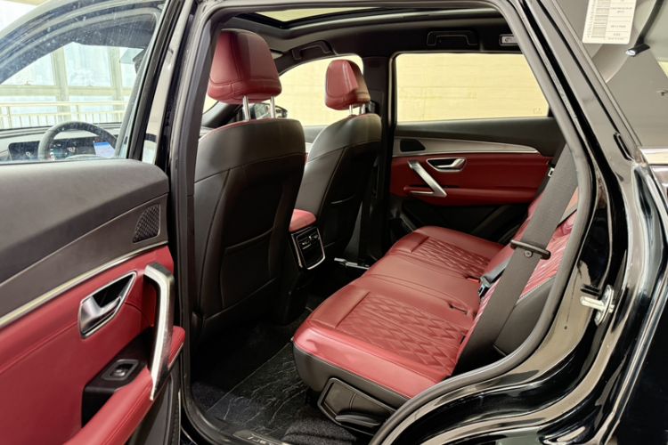 Used JETOUR X70 PLUS 2024 Champion Edition 1.5T DCT Champion MAX 5-Seater Interior 4