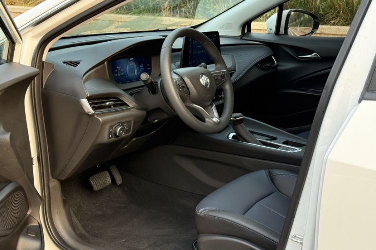 Used Buick Velite 6 2024 450km Range Commuter Version