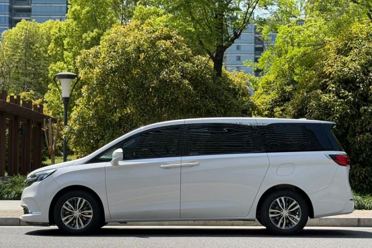 Used Buick GL8 2021 ES Land Cruiser 653T Luxury Edition
