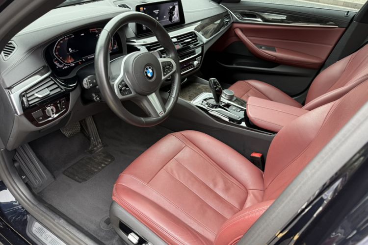 Used BMW 5 Series 2020 530Li Leading Model M Sport Package Interior 3