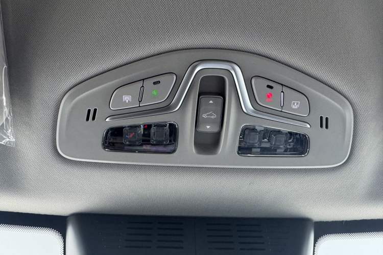 Used GAC Trumpchi GS3 2026 Model Shadow Speed 270T Enjoyment Edition
