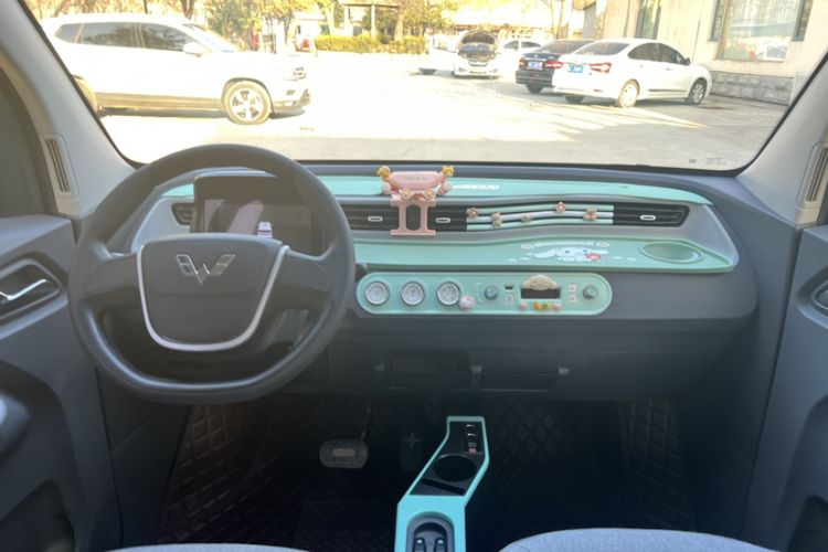 Used Wuling Hongguang MINIEV 2022 Macaron Premium Model – Lithium Ternary Battery