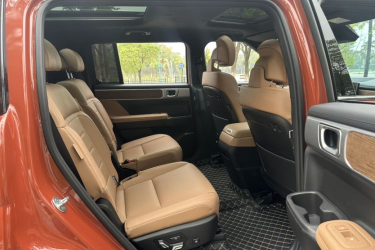 Used Hyundai Santa Fe 2024 2.0T Connoisseur Pro Max
