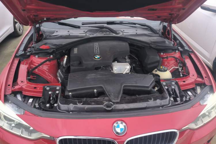 Used BMW 3 Series 2015 320Li Luxury Edition Fashion Model
