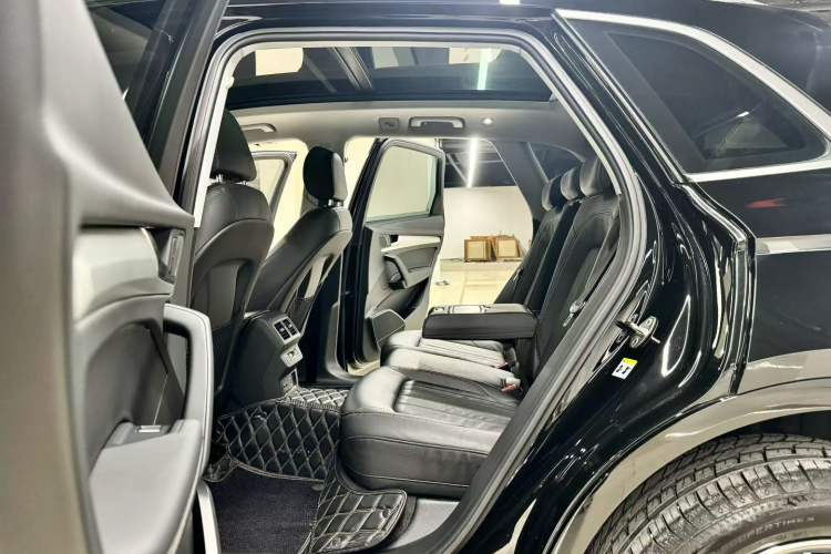 Used Audi Q5L 2020 Updated 40 TFSI Prestige Fashion Edition