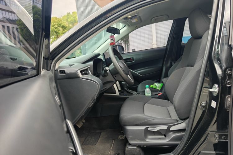 Used Toyota FRONTLANDER 2024 2.0L CVT Elite Edition