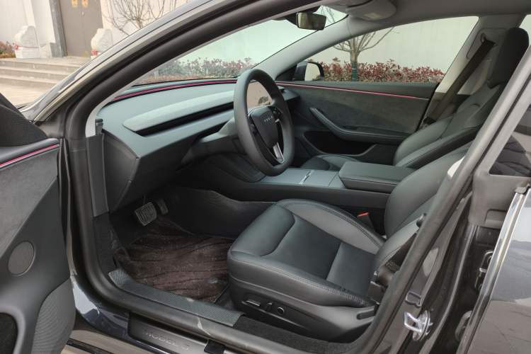 Used Tesla Model 3 2023 Long-Range All-Wheel-Drive Version