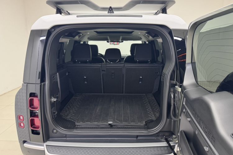 Used Land Rover Defender 2020 110 P400 Dark Special Edition