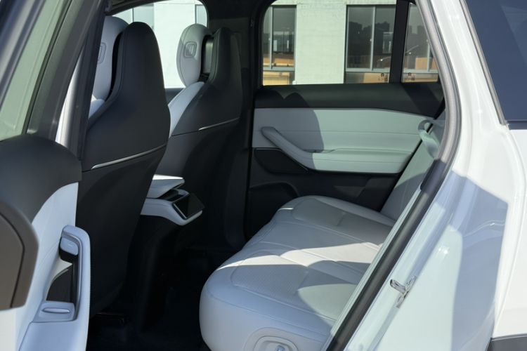 Used Nio ES6 2024 75 kWh Interior 1