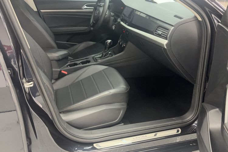 Used Volkswagen Lavida 2022 1.5L Automatic Comfort Edition Right Front Seat