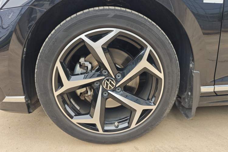 Used Volkswagen Magotan 2023 2 Million Units Commemorative Edition 330TSI DSG Luxury Version