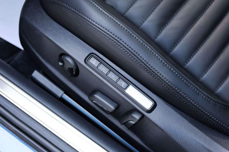 Used Volkswagen Variant New Energy 2019 GTE model
