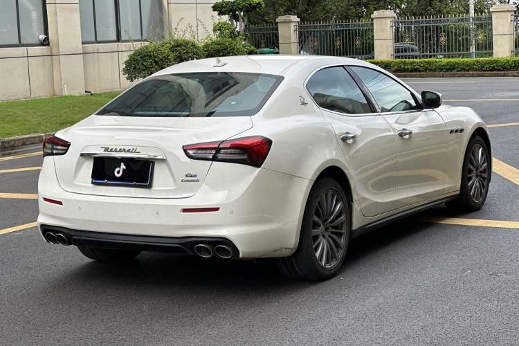 Used Maserati Ghibli 2021 2.0T Sharp Edition