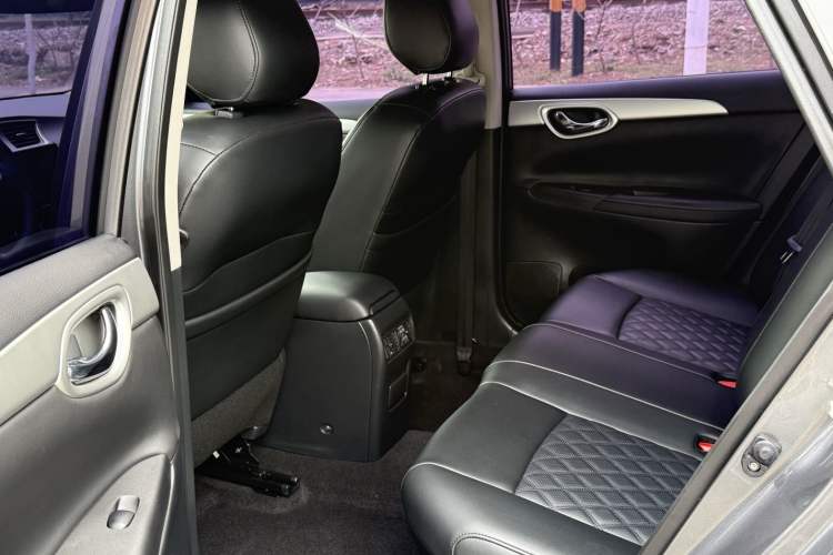Used Nissan Sylphy 2024 Classic 1.6XE CVT Comfort Edition Interior 3