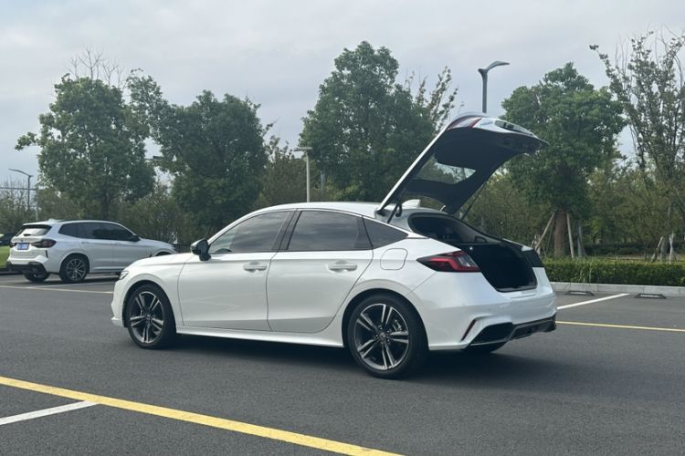 Used Honda Integra 2023 HATCHBACK 2.0L eHEV Sharp Luxury Edition