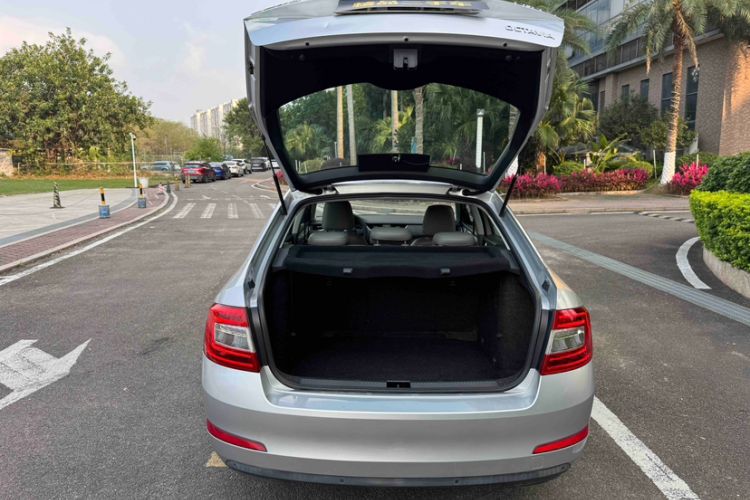 Used Skoda Octavia 2015 1.6L Automatic Yijie Edition
