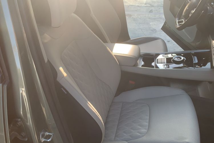 Used Kia Sportage (Chinese Domestic Model) 2023 2.0L HEV Two-Wheel Drive Flagship Edition
