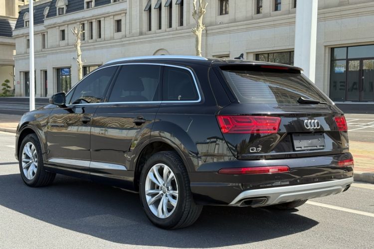 Used Audi Q7 2019 55 TFSI Technology Edition Exterior 8