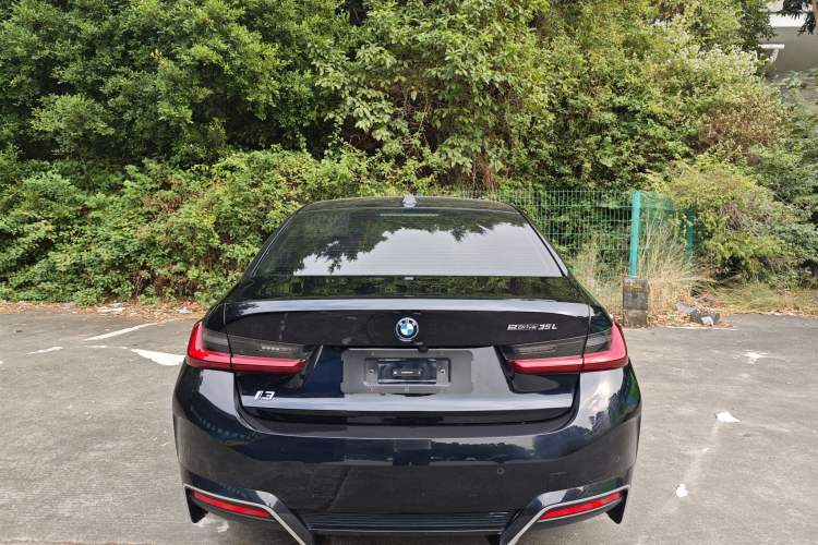 Used BMW i3 2024 eDrive 35 L
