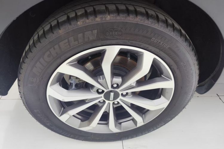 Used Wey VV6 2018 2.0T Two-Wheel Drive Flagship Version China V Standard
