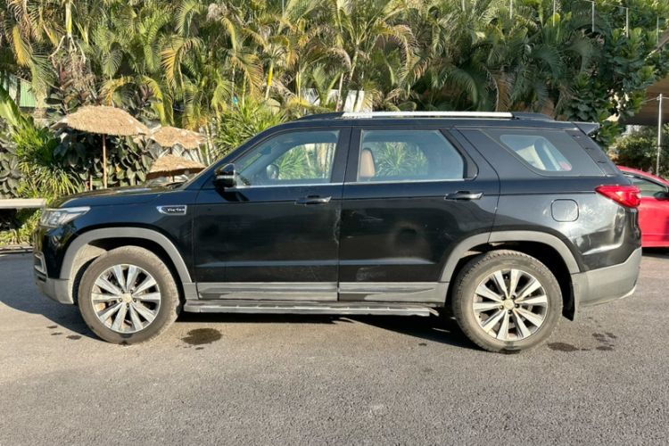 Used Changan CS95 2017 2.0T Two-Wheel Drive Zhitu Edition