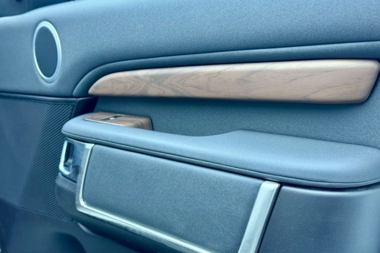 Used Land Rover Discovery 2017 3.0 SC V6 S Interior 1