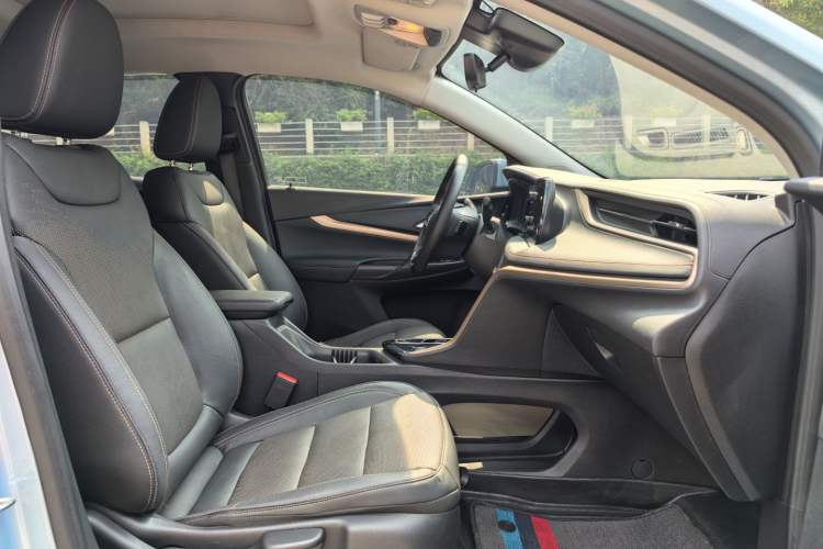 Used Buick Velite 7 2020 652E Connected Smart Car Interior 4