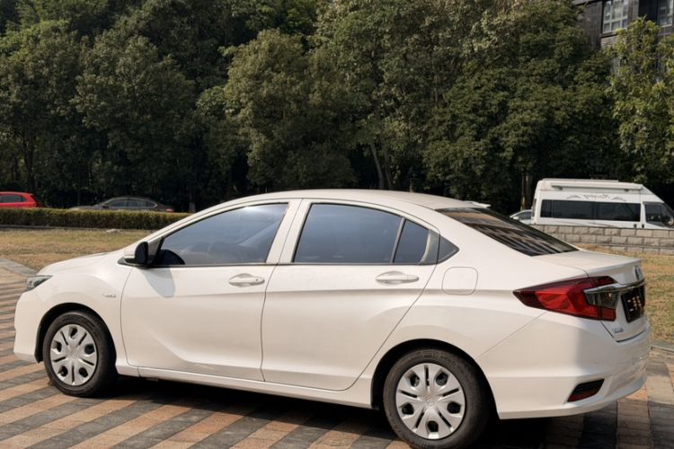 Used Honda Greiz 2016 1.5L CVT Classic Edition