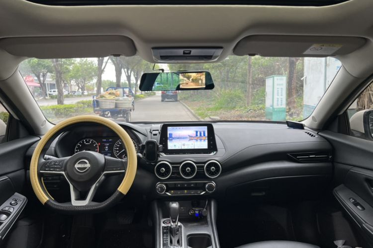 Used Nissan Sylphy 2025 1.6L CVT Genuine Edition Interior 3