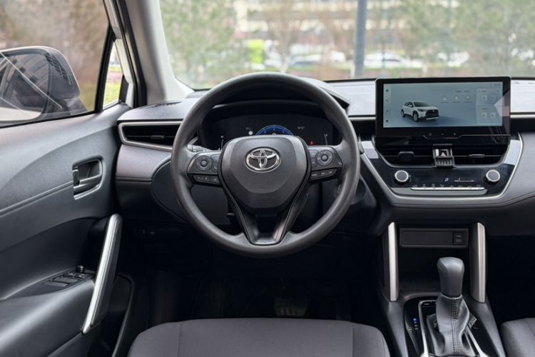 Used Toyota Corolla Cross 2024 2.0L Elite Edition
