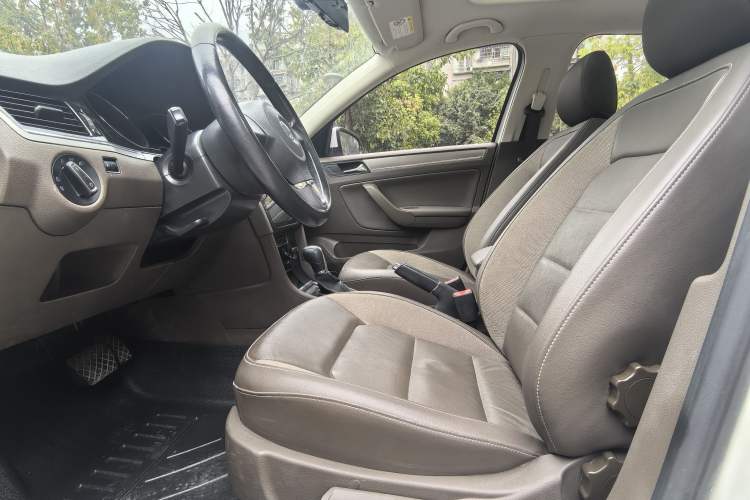 Used Volkswagen Bora 2014 1.6L Automatic Comfort Model
