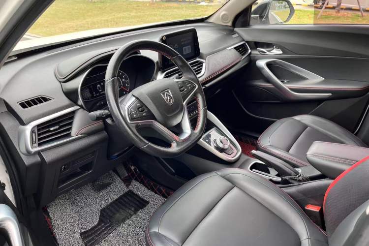 Used Baojun 510 2019 1.5L Automatic Prestige Edition China V Interior 3