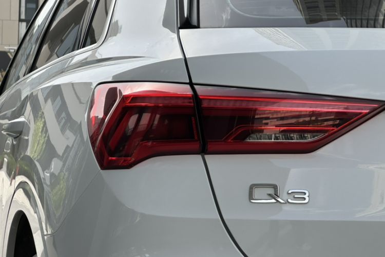 Used Audi Q3 2021 35 TFSI Fashion Dynamic Model
