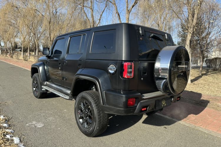 Used BAIC Off-Road BJ40 2023 2.0D Automatic Four-Wheel Drive Blade Hero Edition Pioneer Type
