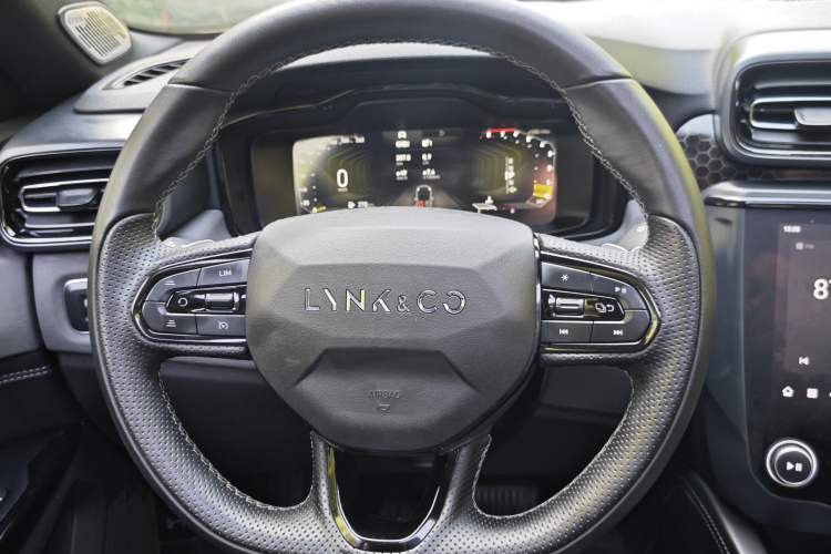 Used Lynk & Co 03 2022 2.0TD DCT JingPro