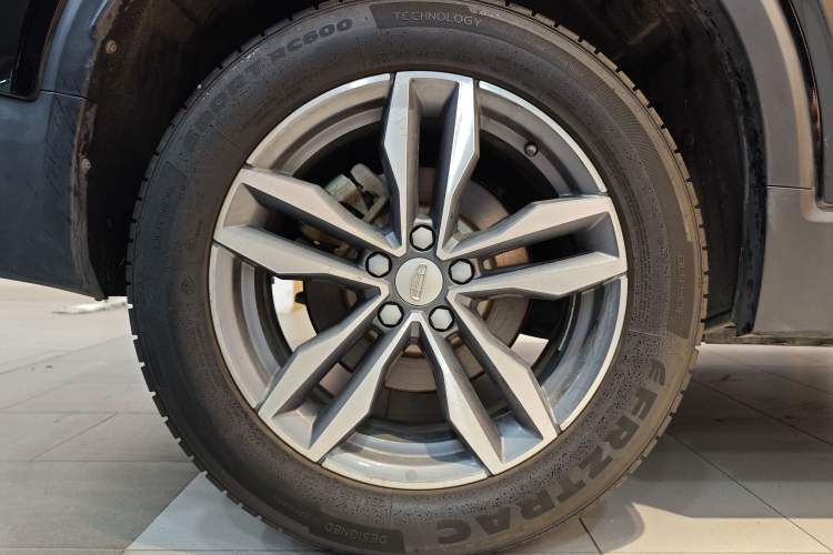 Used Geely Auto Monjaro New Energy 2019 Updated 400T YAOXINGER Pure Electric Range of 56 KM
