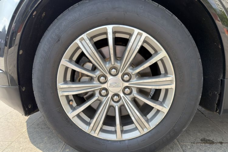 Used Cadillac XT5 2018 25T Luxury Model